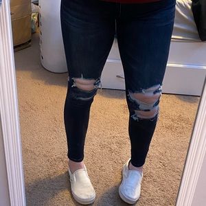 american eagle ripped jeans
